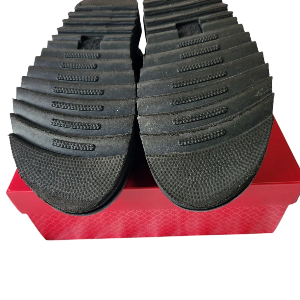 Dr Martens Vass Hydro Chunky Black Sandals with Adjustable Straps - Picture 5 of 14